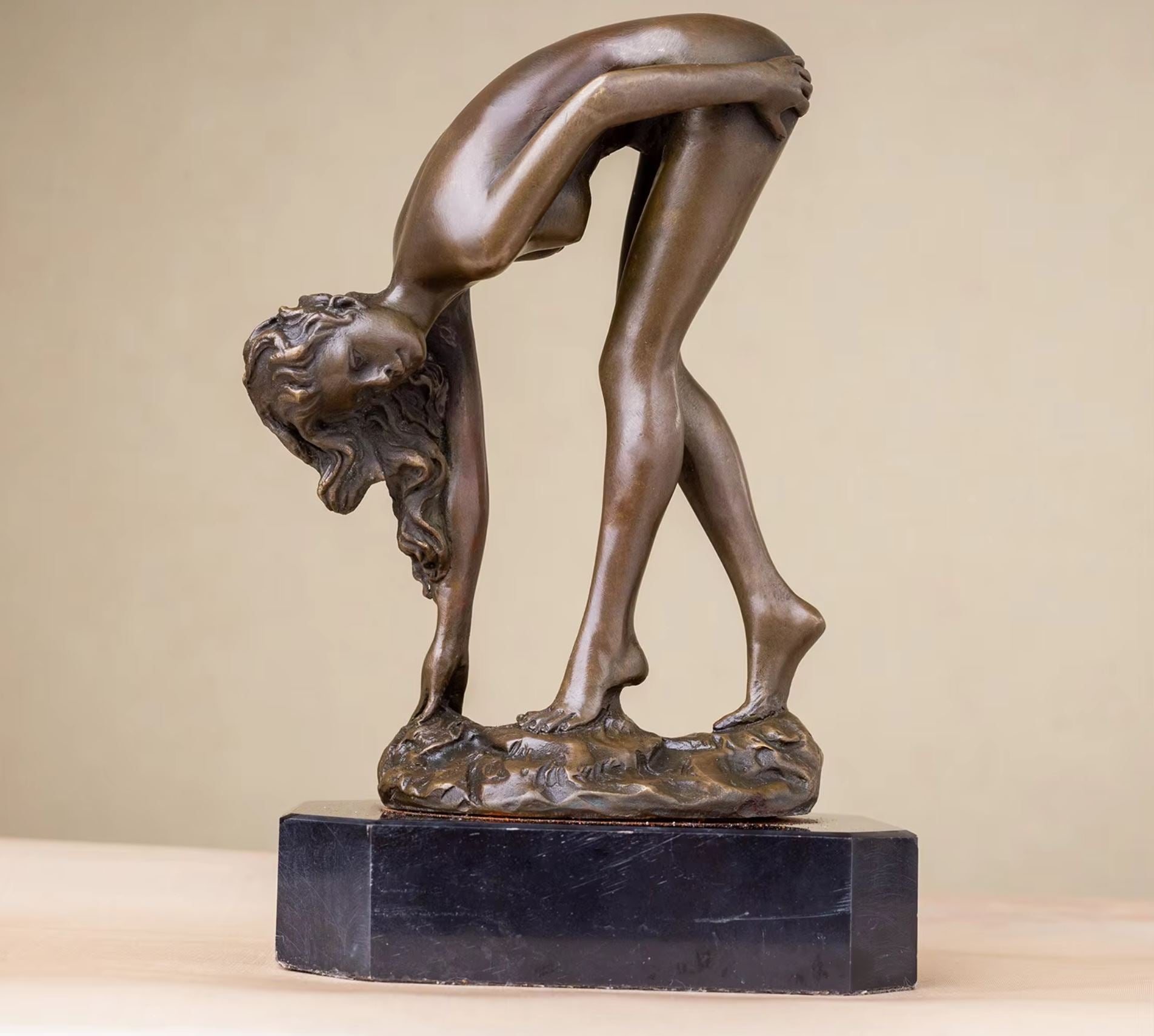Nude Woman Statue in Bronze 19 cm