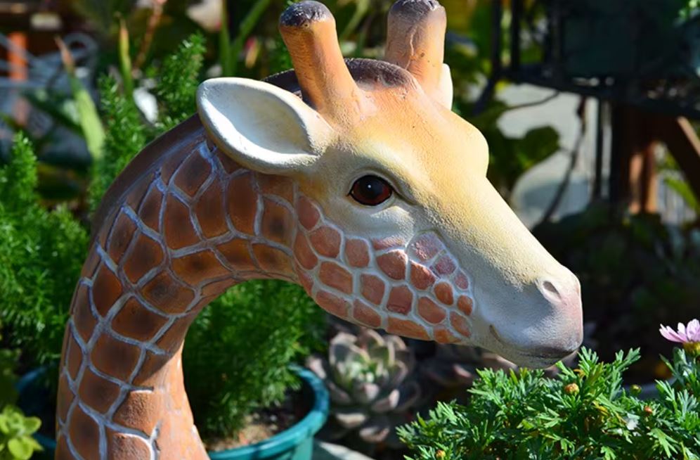 Giraffe Statue for Outdoors 49 cm