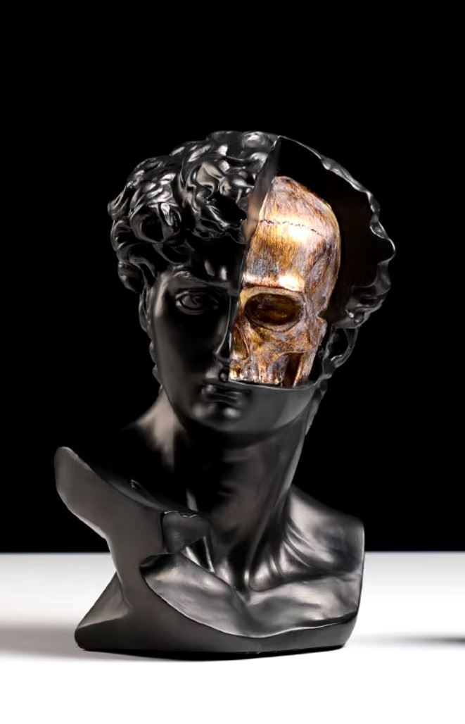 Black Greek Statue with Gold Skull 28 cm
