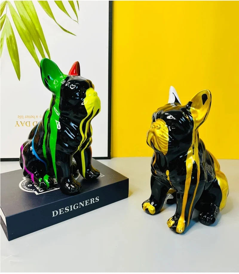 Dog Statue <br/> Seated Bulldog 21 cm