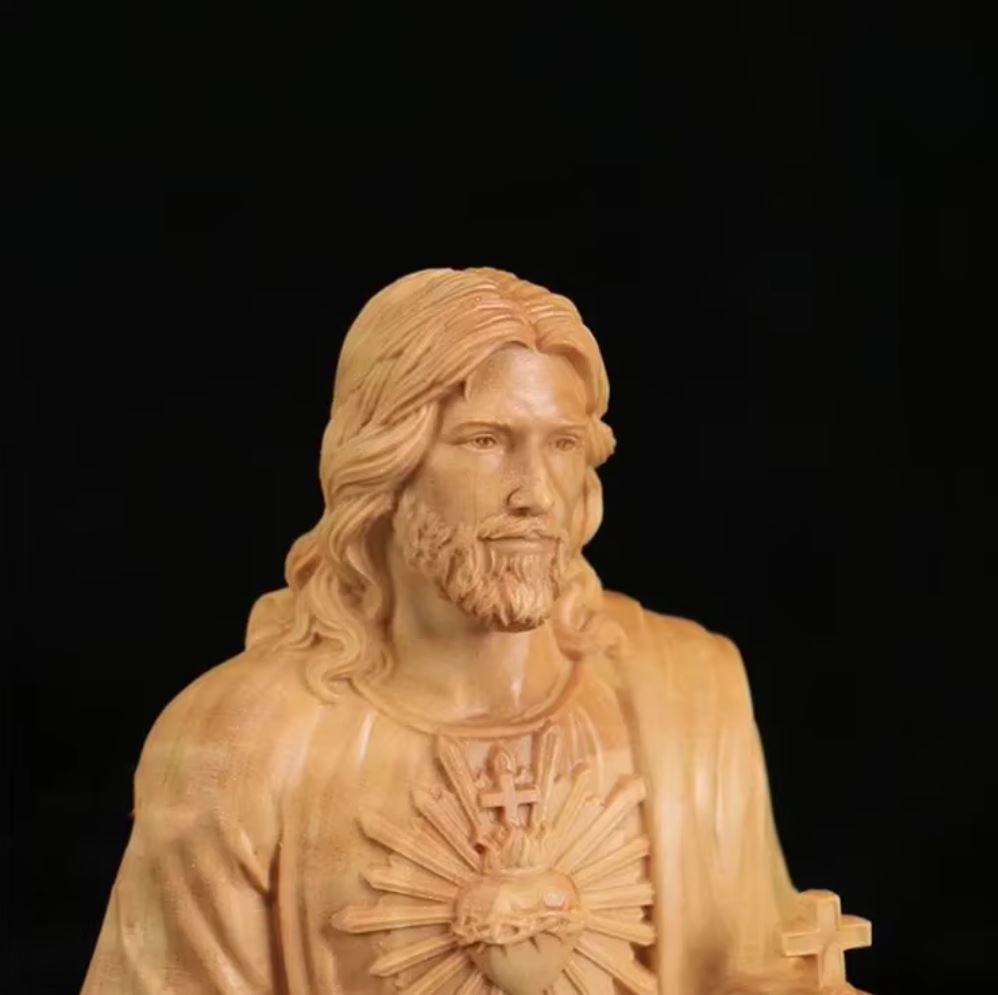 Jesus Christ Statue in Solid Wood 20 cm