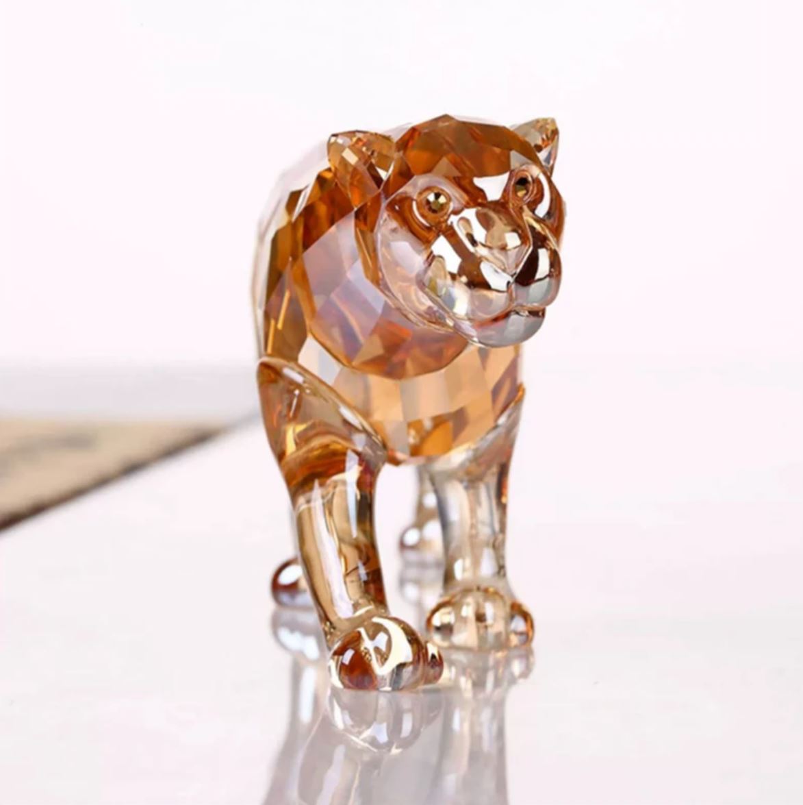 Leopard Statuette, Champagne Crystal, 6 cm