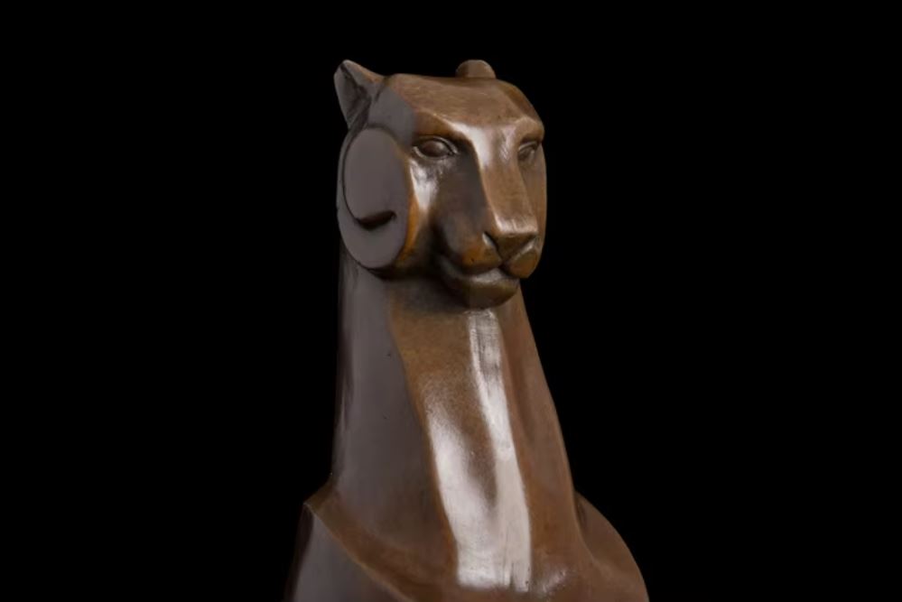 Seated Leopard Statue in Bronze 24 cm