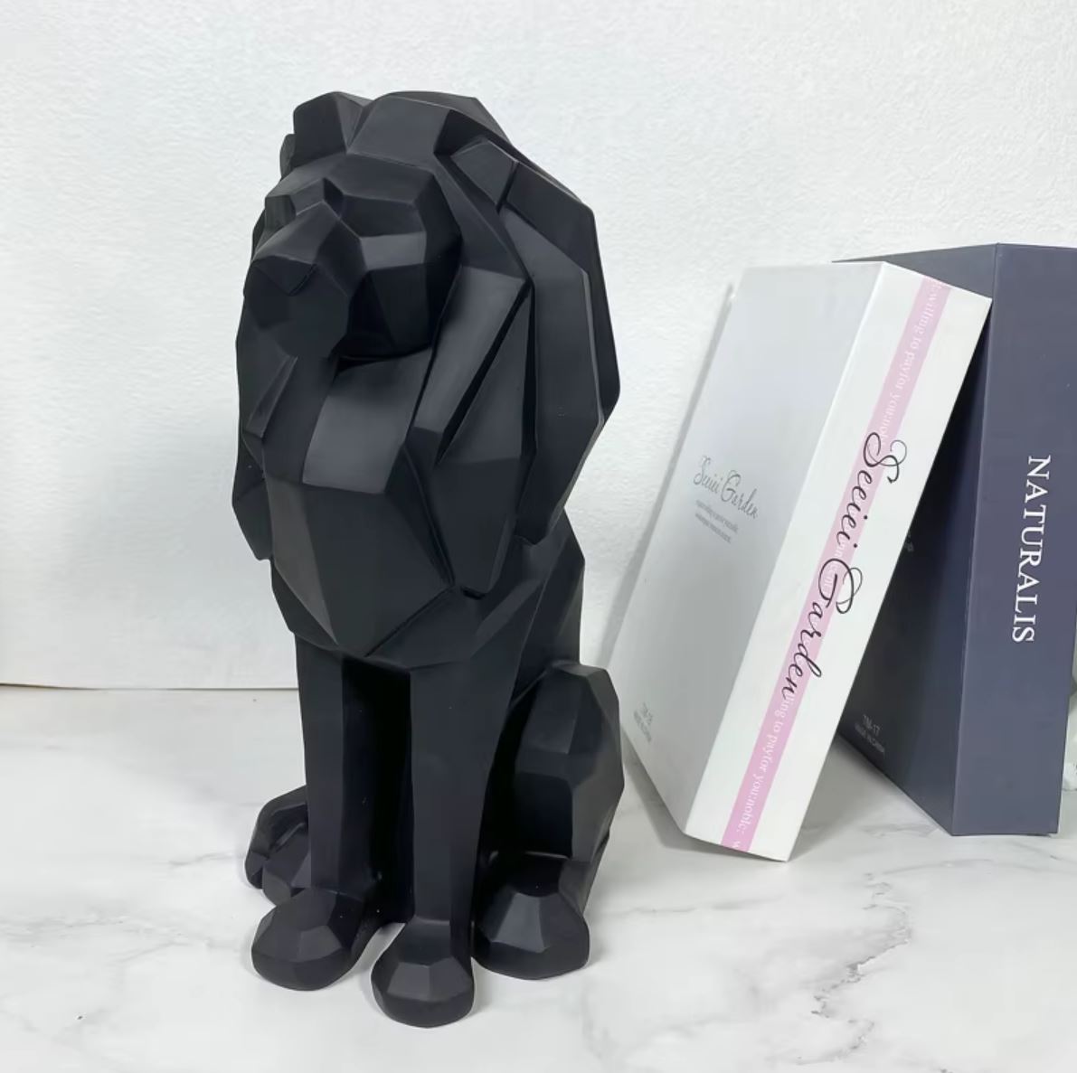 Black Origami Lion Statue 26 cm
