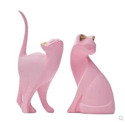 Cat Design Statue
