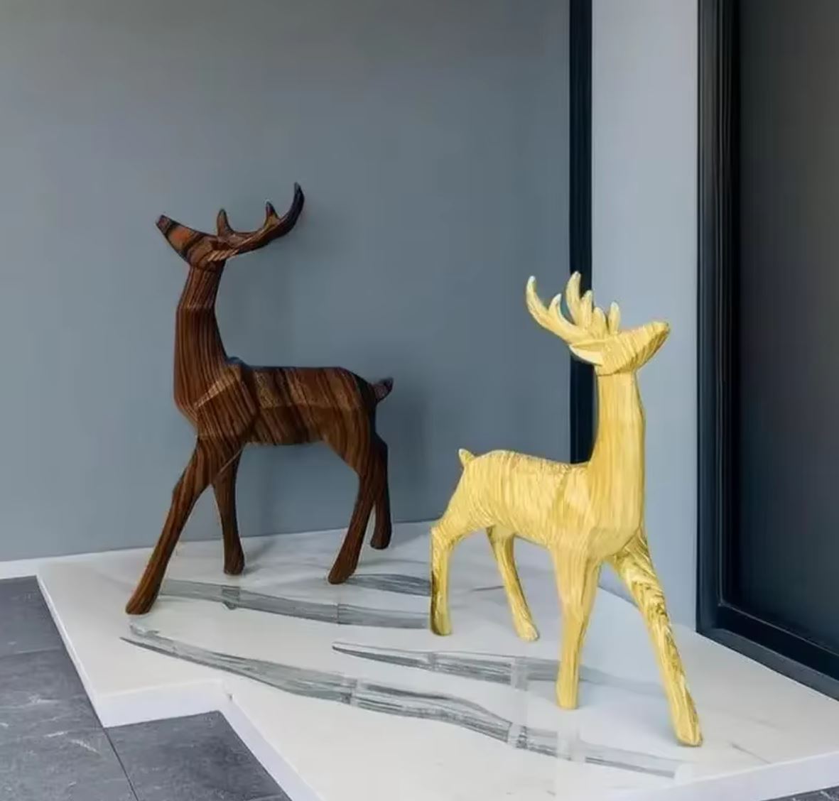 Origami Reindeer Statue in Wood 24 cm