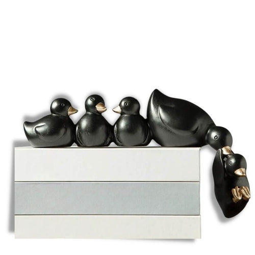 Duck Statue <br/> Family