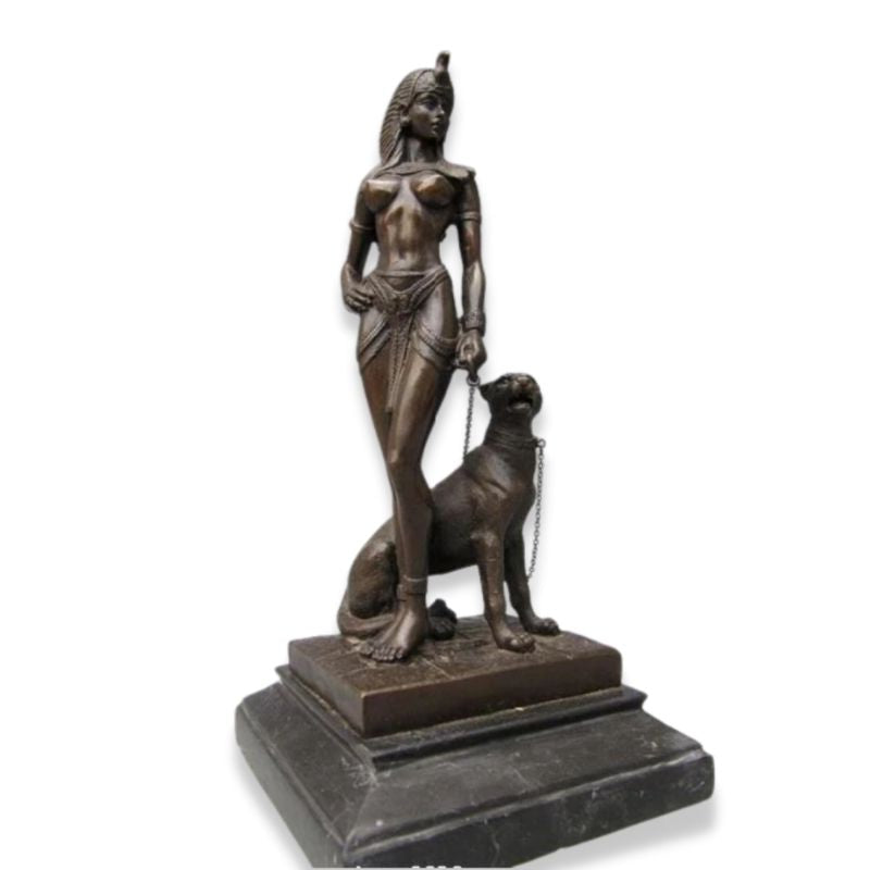 Cleopatra Statue <br/> Deluxe