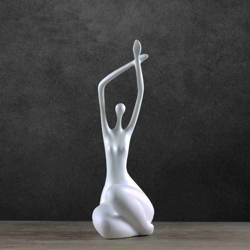 Woman Statue <br/> Curvy Seated 34 cm