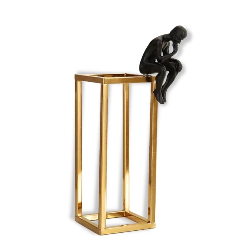 Man Statue <br/> Design Thinker