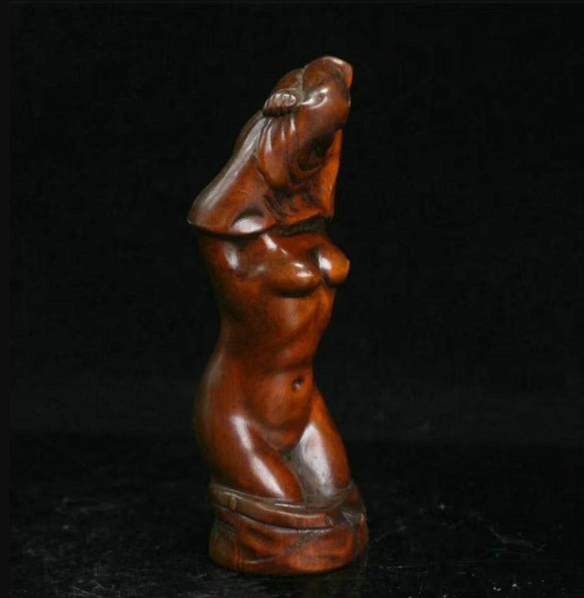 Nude Woman Statue in Wood 9 cm