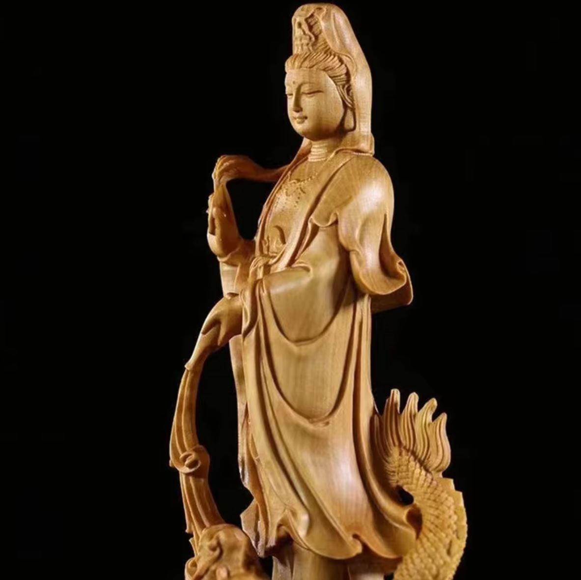 Buddha Statue in Wood 17 cm