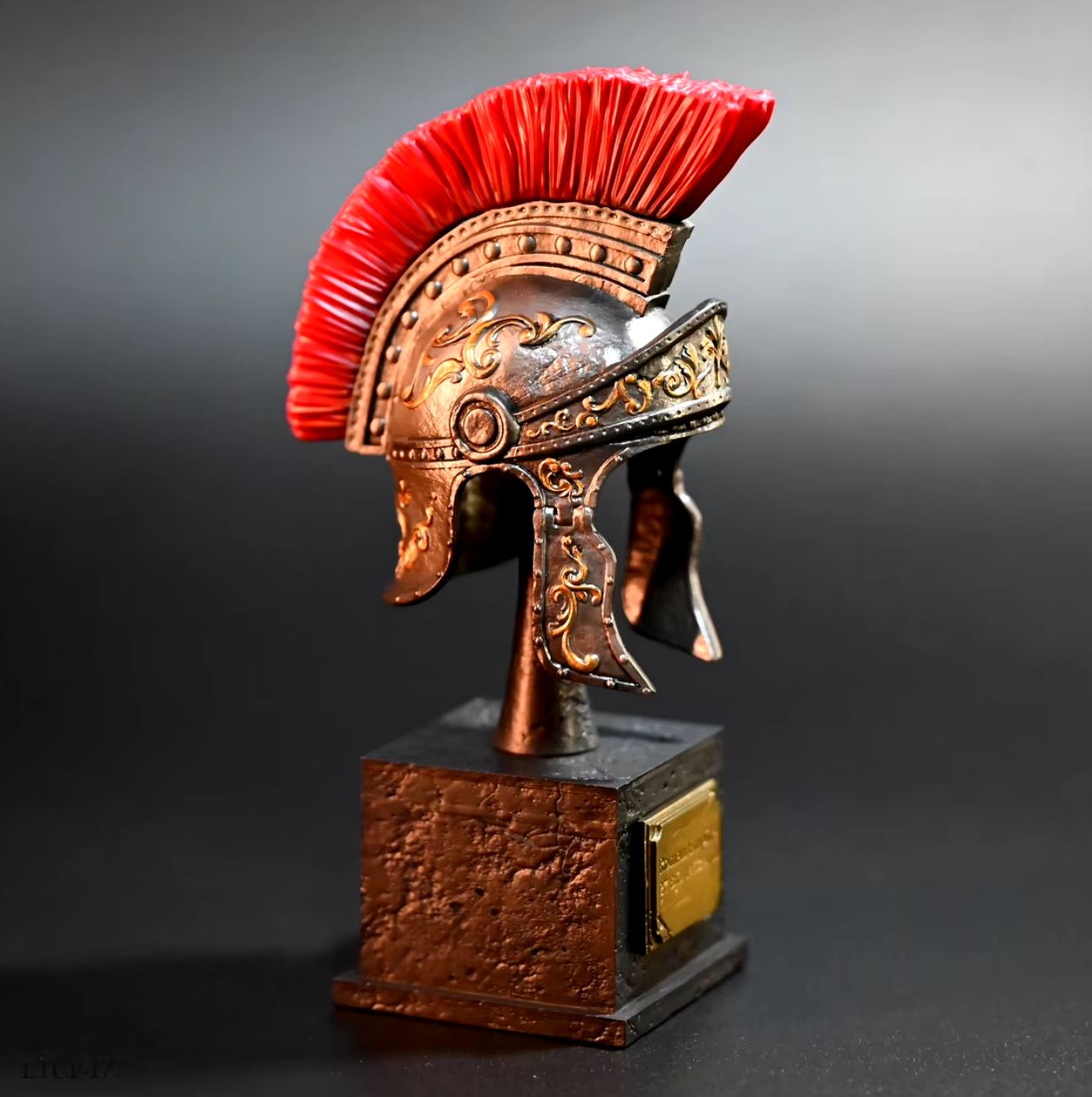 Decorative Roman Helmet Statue 13 cm