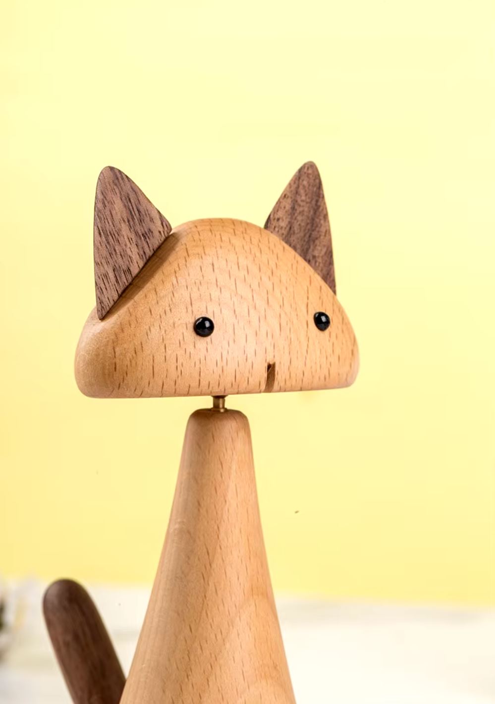 Nordic-Style Wooden Cat Statue 16 cm