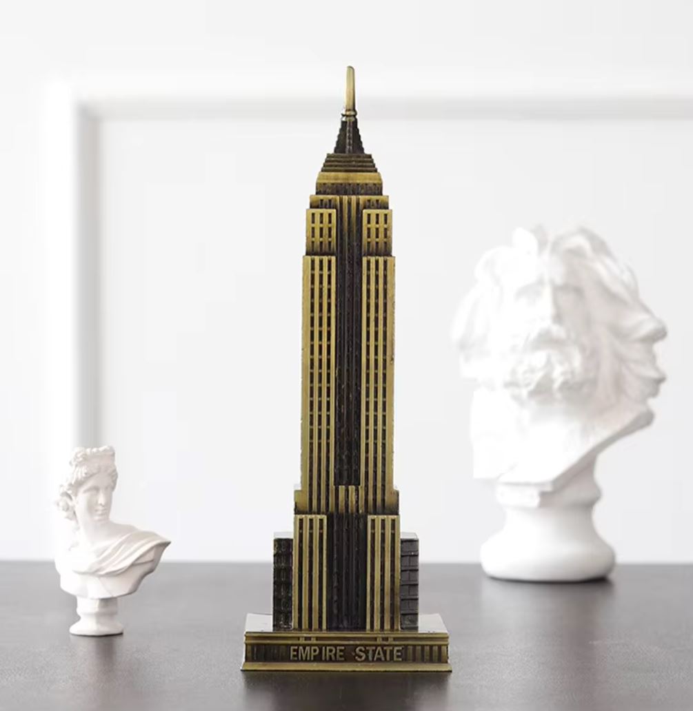 Empire State Building Statue in Metal 22 cm