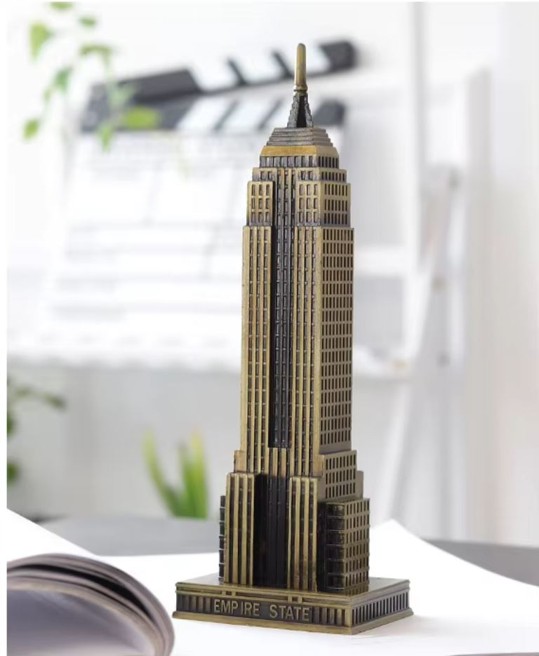 Empire State Building Statue in Metal 22 cm