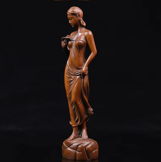Woman Statue in Wood 20 cm