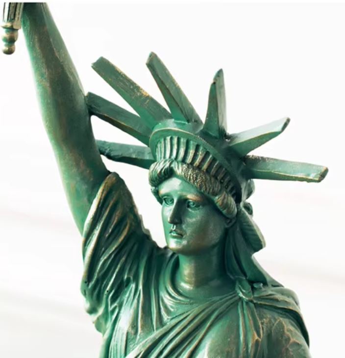 Realistic Statue of Liberty in Resin 27 cm