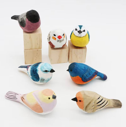 Bird Statuette in Wood 4 cm