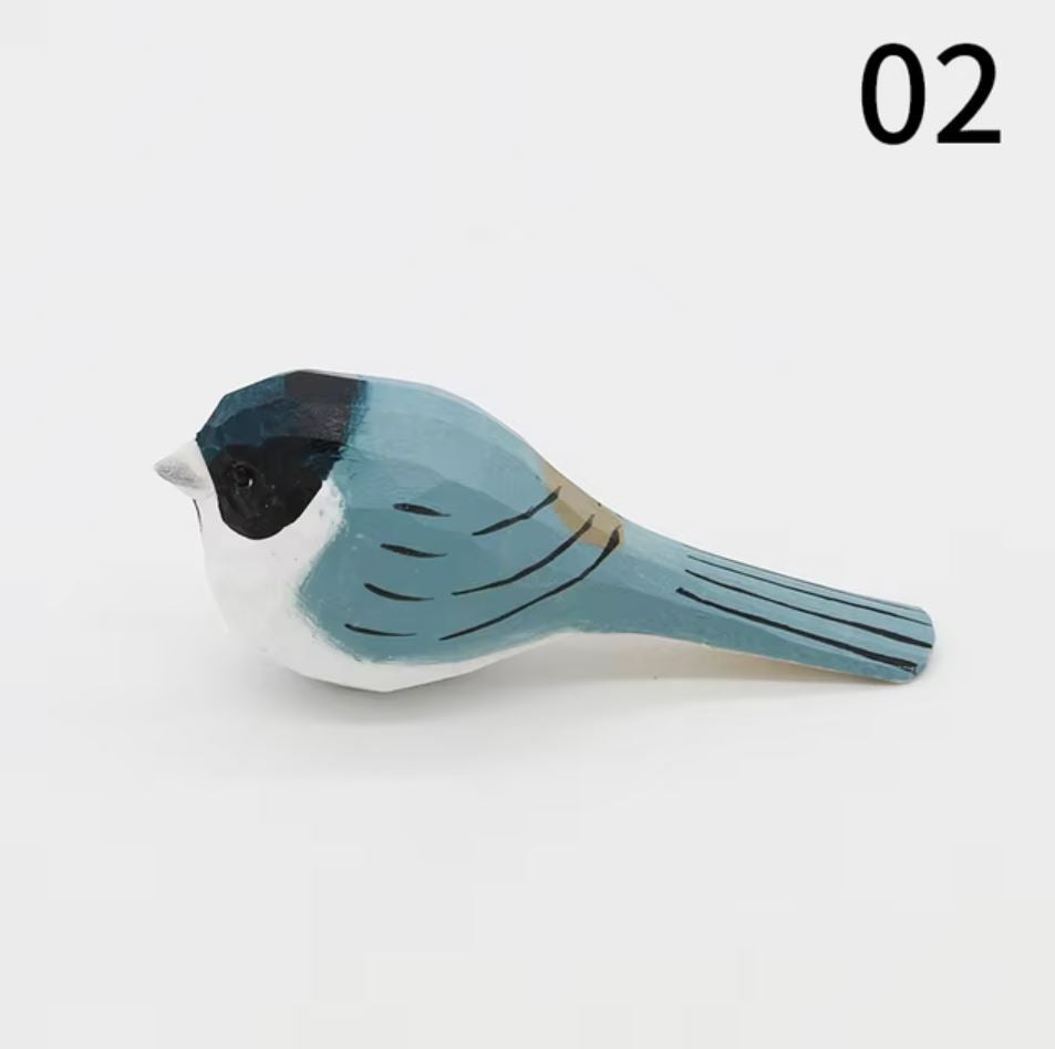 Bird Statuette in Wood 4 cm