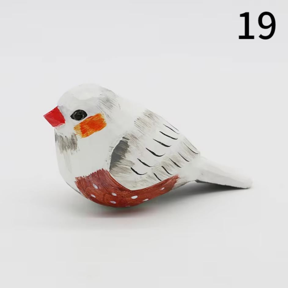 Bird Statuette in Wood 4 cm