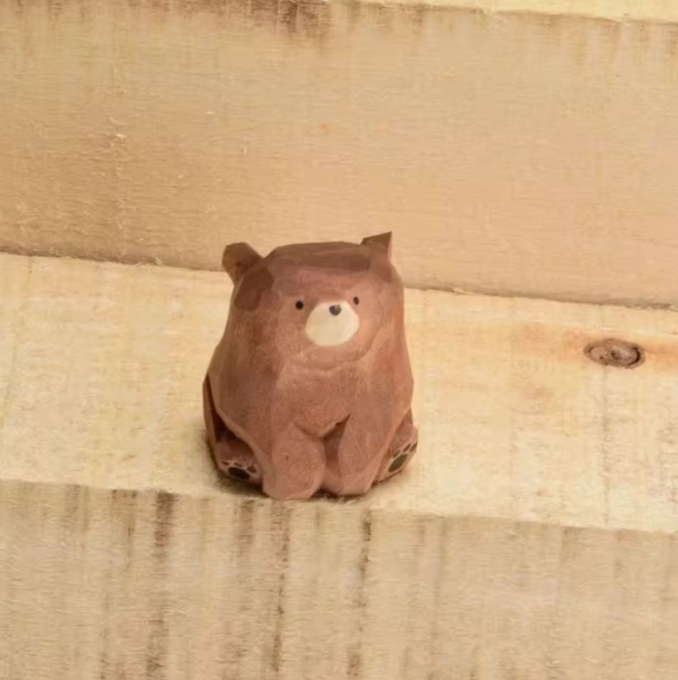 Mini Bear Statuette in Wood 3 cm