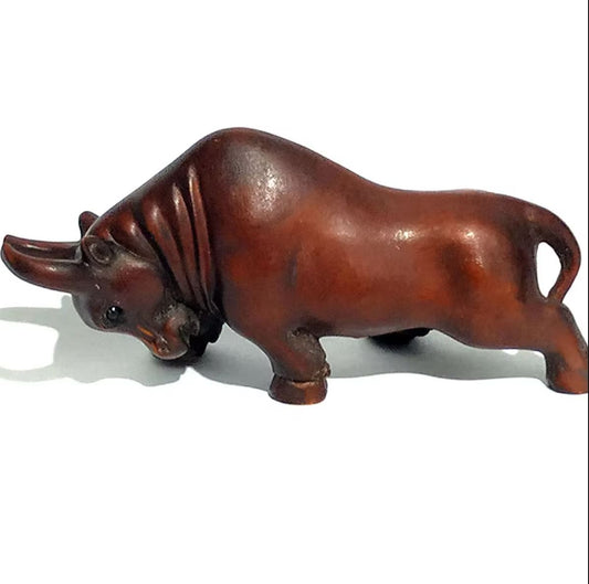 Bull Statuette in Wood 5 cm