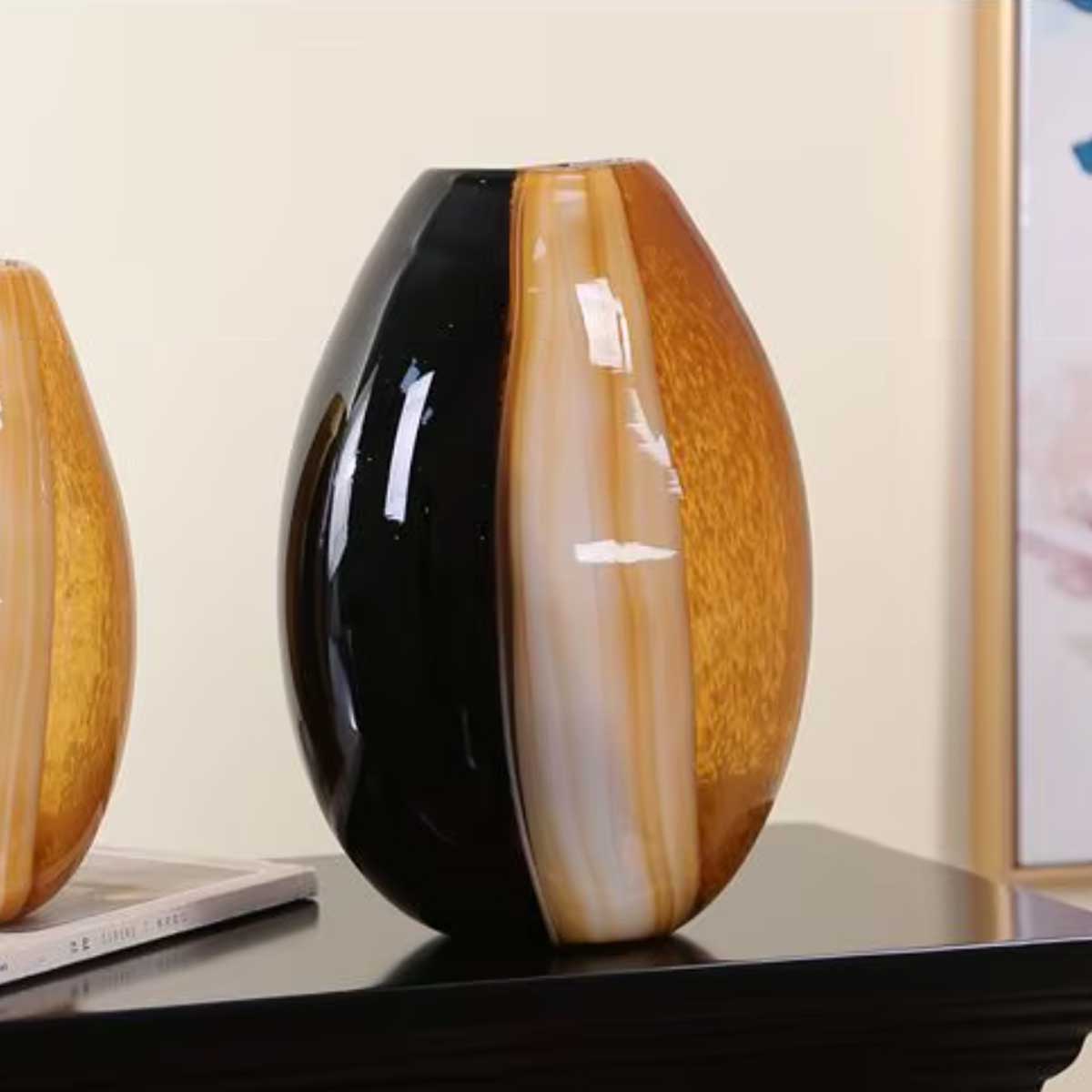 Glass Design Vase 33 cm