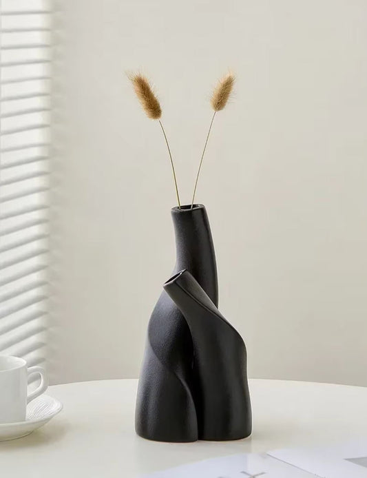Black Nordic Ceramic Vase 20 cm