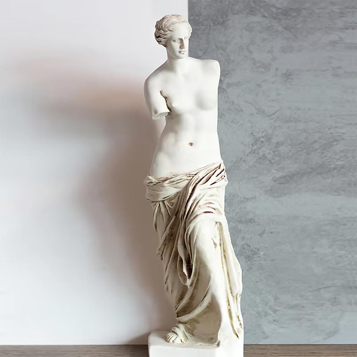 Venus de Milo Statue in Resin 15 cm