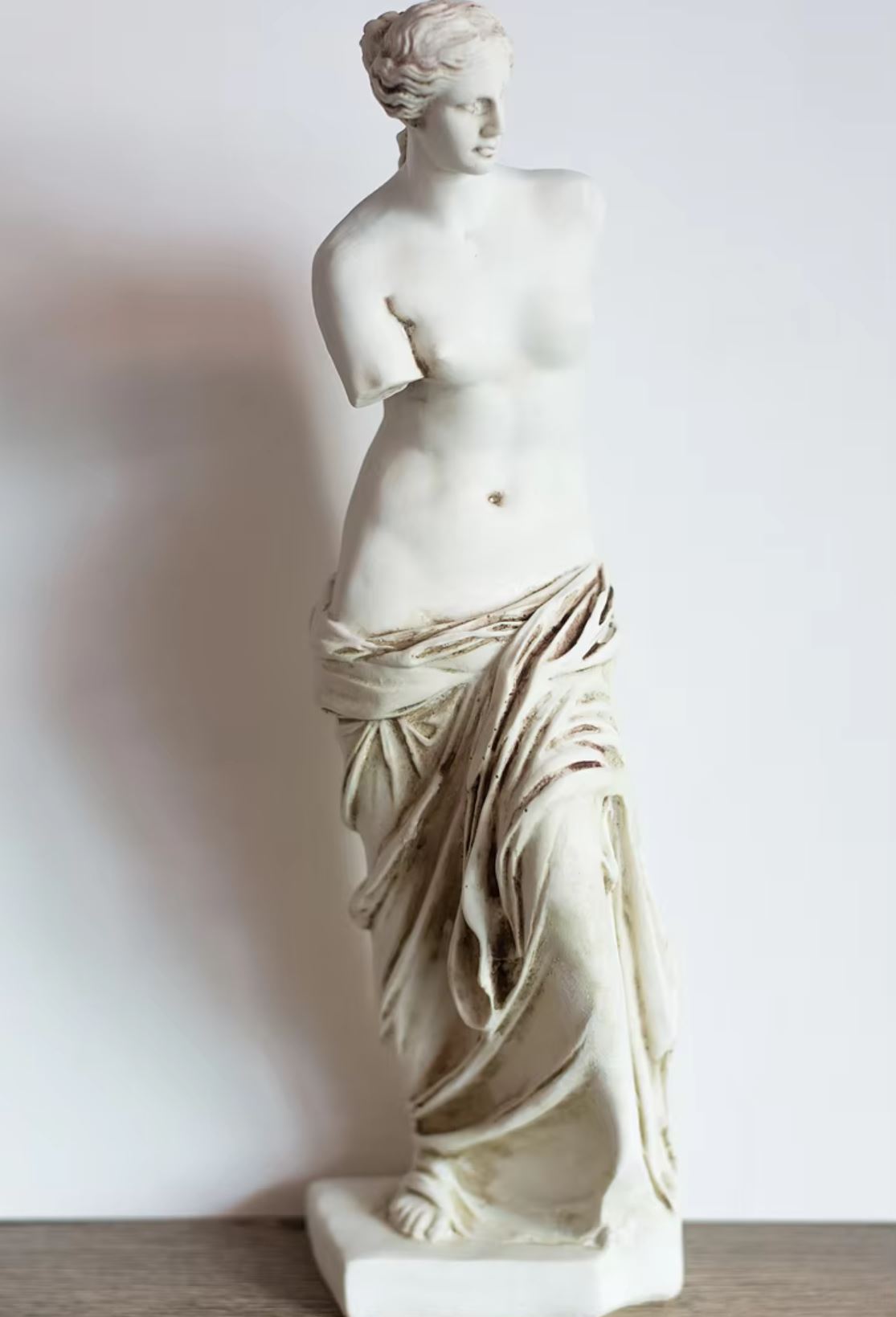 Venus de Milo Statue in Resin 15 cm